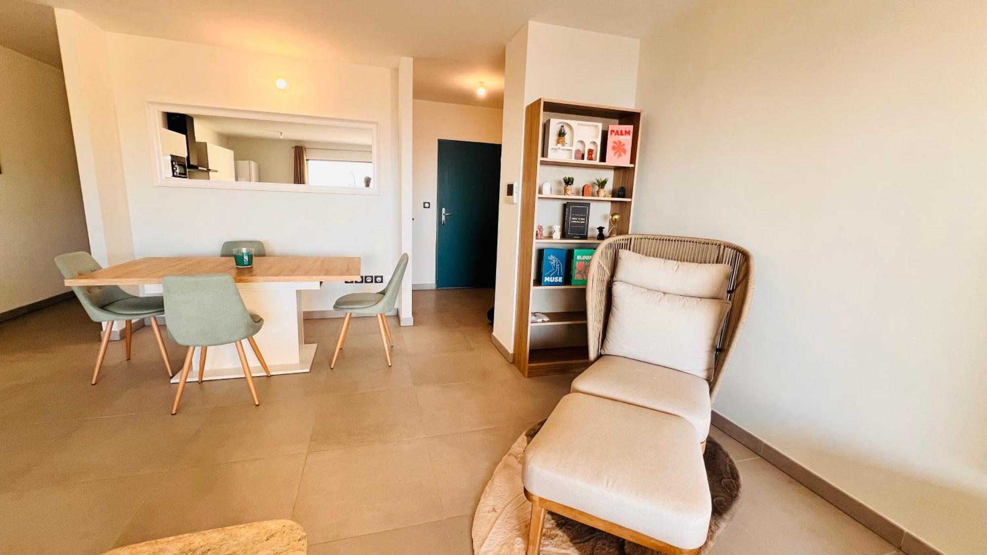 Le Reve Bleu Grand Anse Apartment Petite-Ile Ngoại thất bức ảnh
