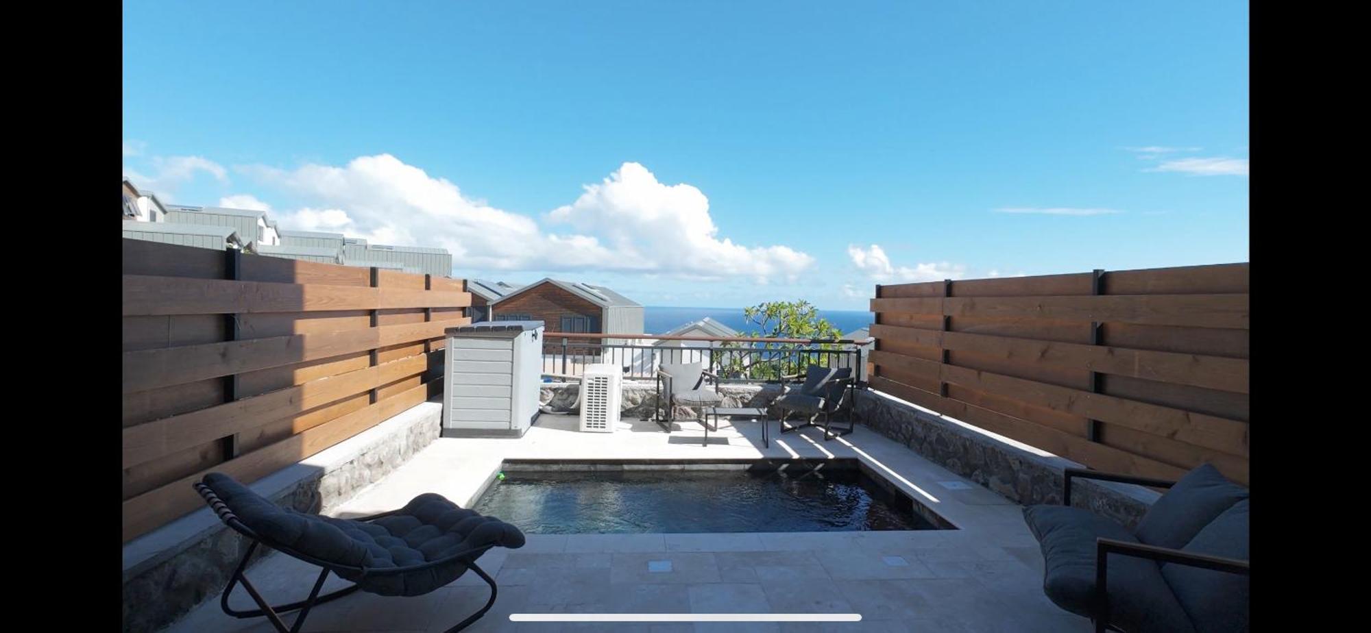 Le Reve Bleu Grand Anse Apartment Petite-Ile Ngoại thất bức ảnh